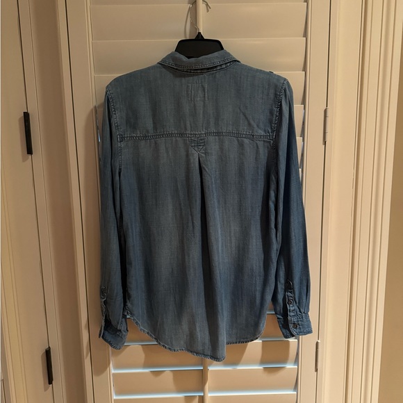 American Eagle Denim Shirt size S - Picture 2 of 4